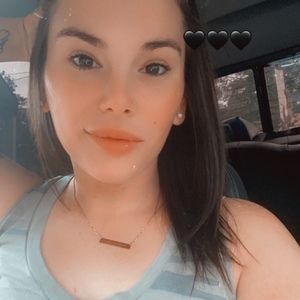 Meet your Posher, Hailey